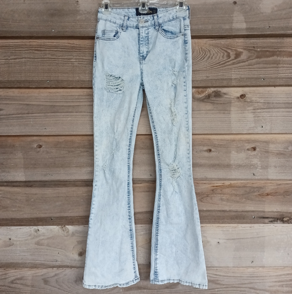 Junior's Indigo Rein Ripped Flare Jeans